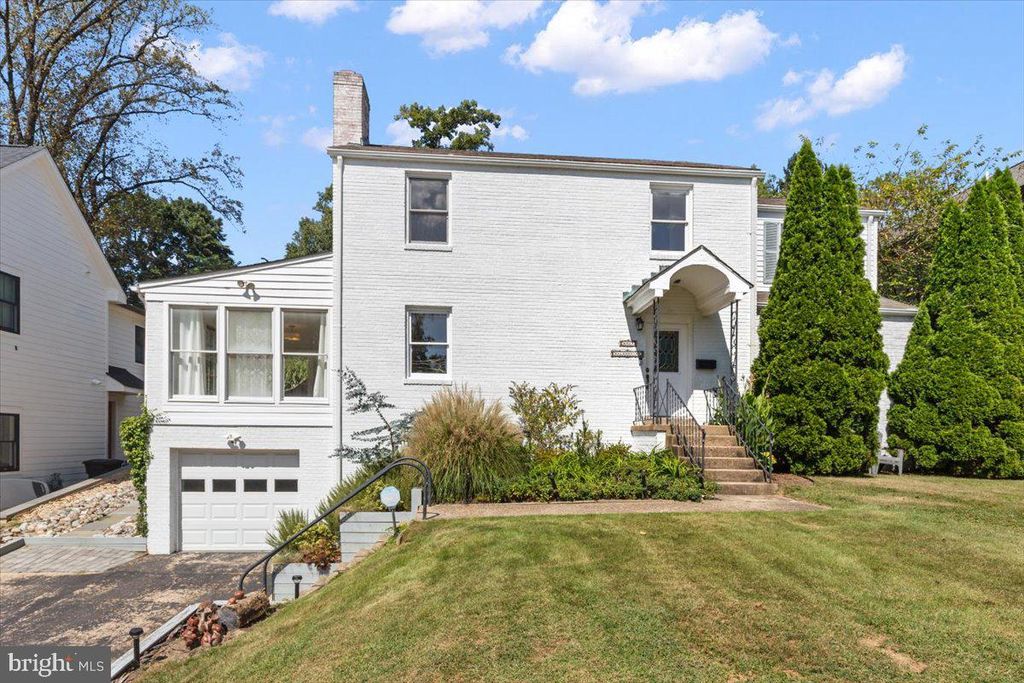 6023 WALHONDING RD, Bethesda, MD 20816