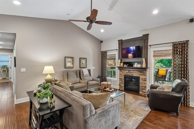 16110 Wilden Drive, Urbandale, IA 50323