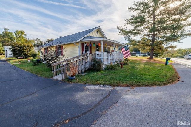 8392 State 43 Highway, Solsberry, IN 47459