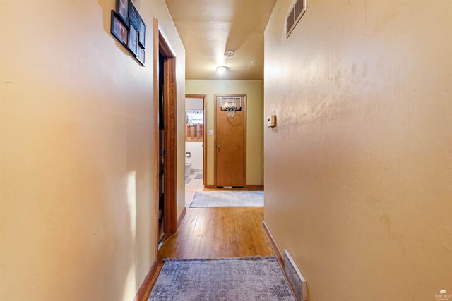 2412 Buena Vista, Manhattan, KS 66502