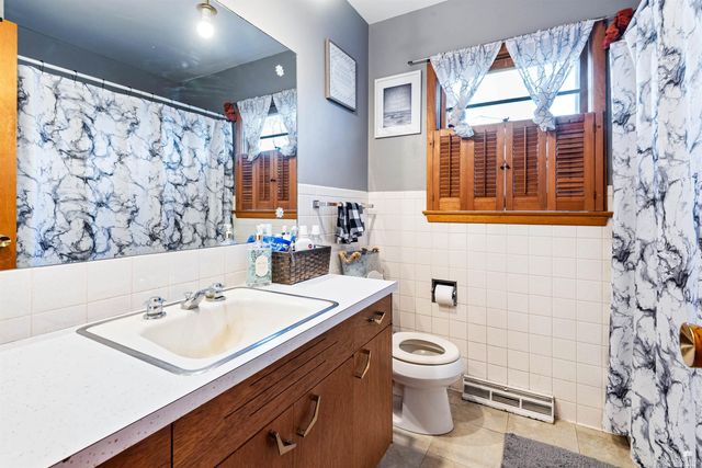 2412 Buena Vista, Manhattan, KS 66502