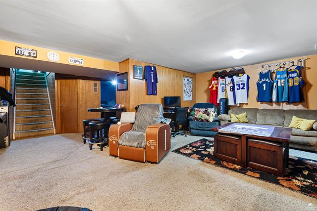 2412 Buena Vista, Manhattan, KS 66502