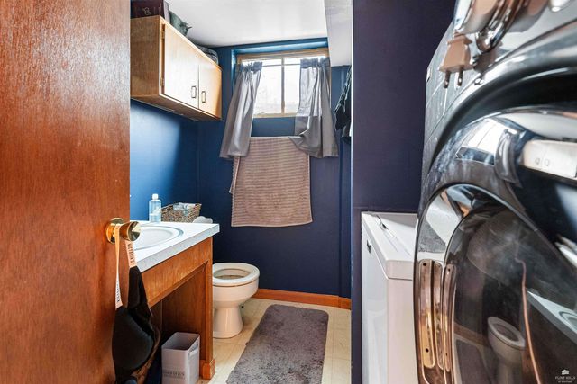 2412 Buena Vista, Manhattan, KS 66502