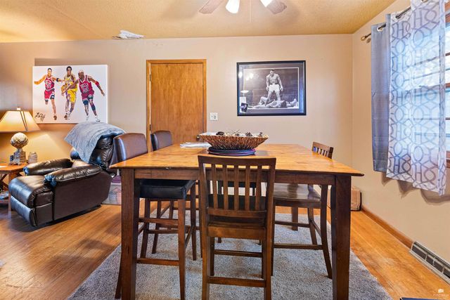 2412 Buena Vista, Manhattan, KS 66502