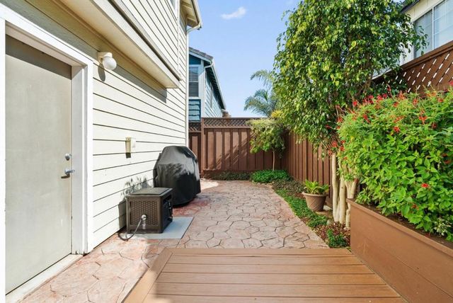 2130 Francesco Circle, Capitola, CA 95010