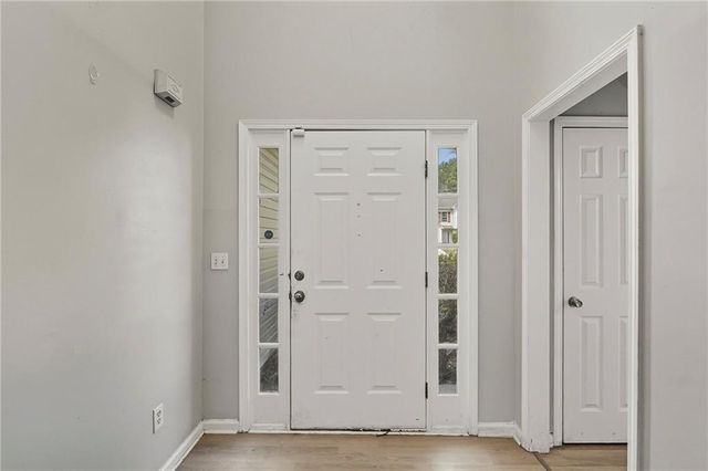 1651 Isleworth Circle, Atlanta, GA 30349