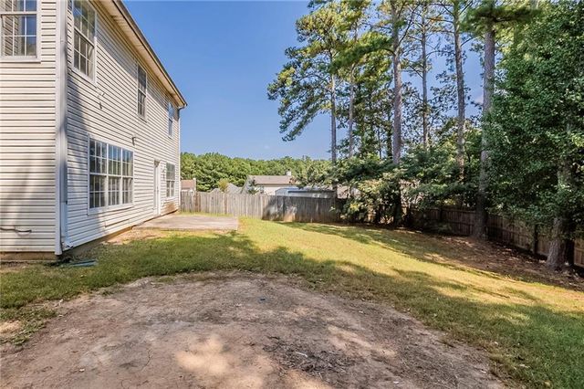 1651 Isleworth Circle, Atlanta, GA 30349
