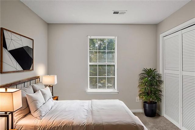 1651 Isleworth Circle, Atlanta, GA 30349