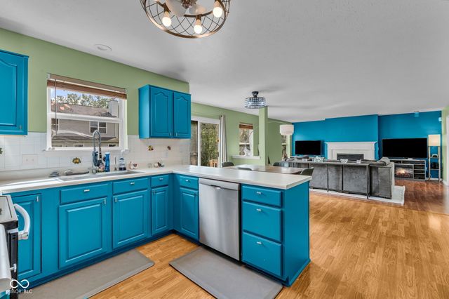 8551 Walden Trace Drive, Indianapolis, IN 46278