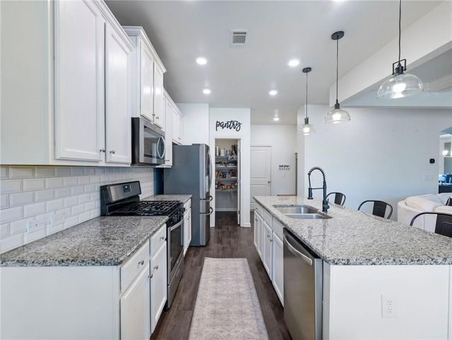 1450 Grand Brighton View, Hoschton, GA 30548