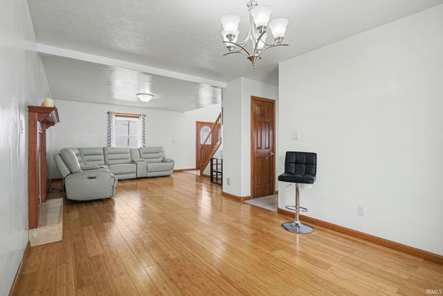 22893 country Road 42, Goshen, IN 46526