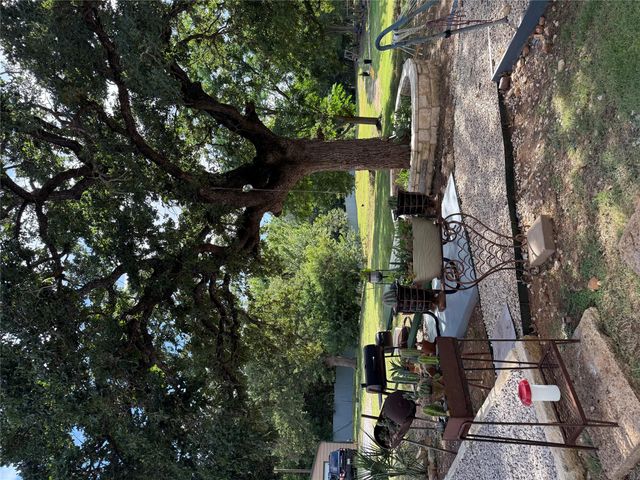 376 Alta Vista DR, Bastrop, TX 78602
