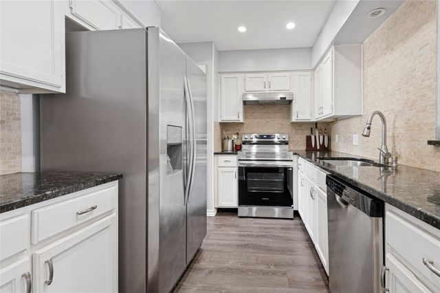 500 Bayberry Lane, Euless, TX 76039