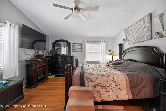 15323 Rester Drive, Brooksville, FL 34613