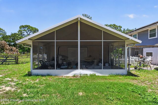 15323 Rester Drive, Brooksville, FL 34613