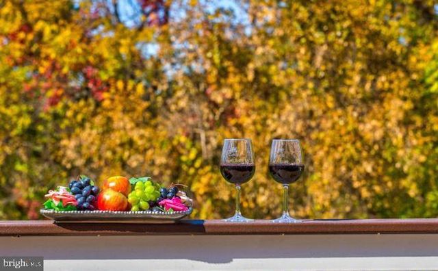 43341 BARNSTEAD DR, Ashburn, VA 20148