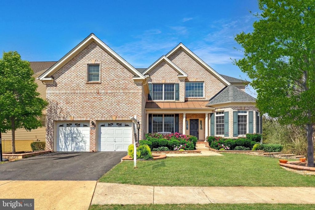 43341 BARNSTEAD DR, Ashburn, VA 20148