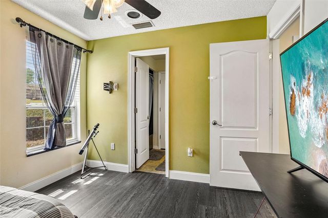 34415 KINGFISH STREET, Fruitland Park, FL 34731