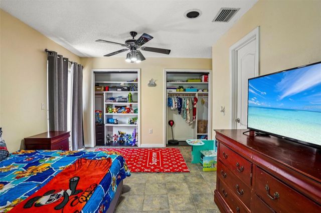 34415 KINGFISH STREET, Fruitland Park, FL 34731