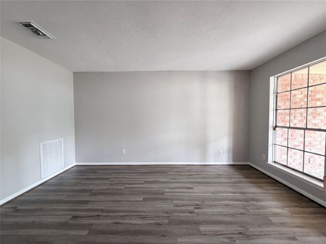 9606 Ballin David Drive, Spring, TX 77379
