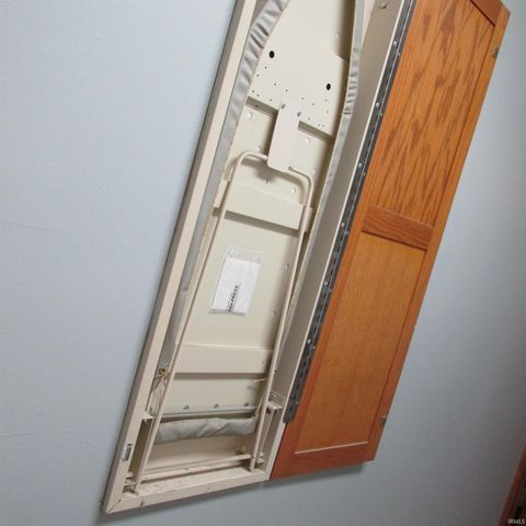 404 W Franklin Street, Colfax, IN 46035