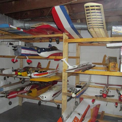 404 W Franklin Street, Colfax, IN 46035