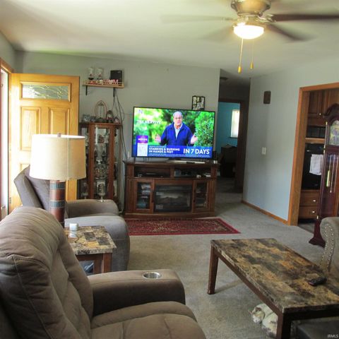 404 W Franklin Street, Colfax, IN 46035