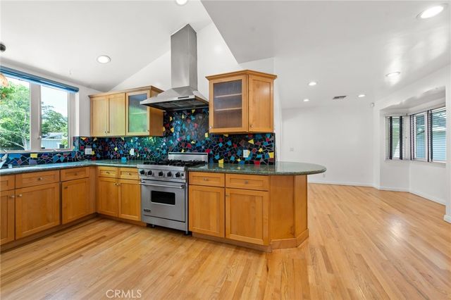 5857 Nagle, Valley Glen, CA 91401