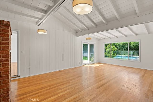 5857 Nagle, Valley Glen, CA 91401