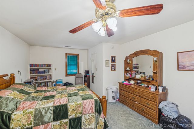 10741 S 4220 Road, Chelsea, OK 74016