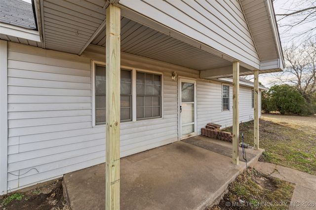 10741 S 4220 Road, Chelsea, OK 74016