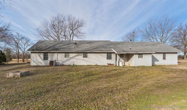10741 S 4220 Road, Chelsea, OK 74016
