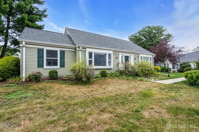 452-A Roxbury Lane, Monroe, NJ 08831