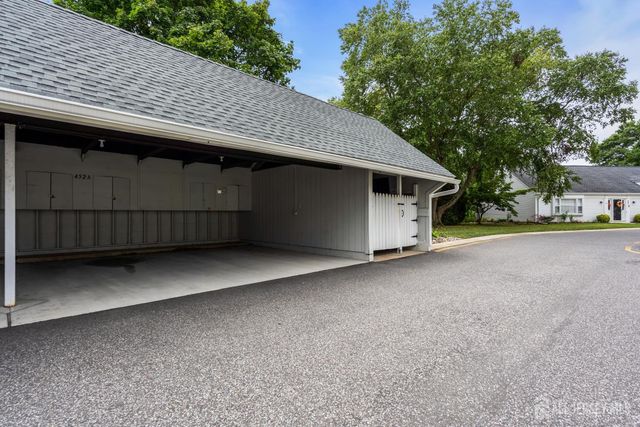 452-A Roxbury Lane, Monroe, NJ 08831