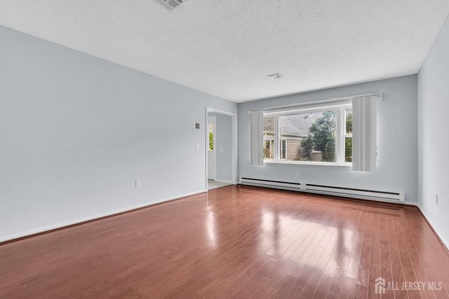 452-A Roxbury Lane, Monroe, NJ 08831