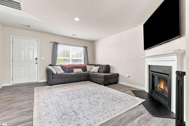 105 Rustic Ridge Drive, Easley, SC 29640