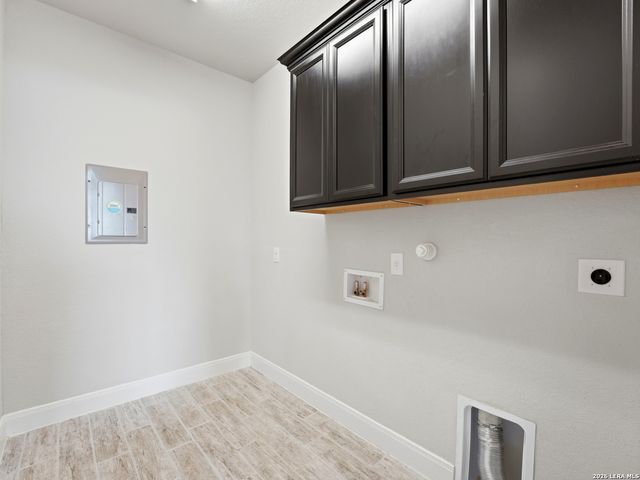 2027 SLADEN HLS, San Antonio, TX 78253