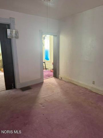 819 Nebraska Avenue, Toledo, OH 43607