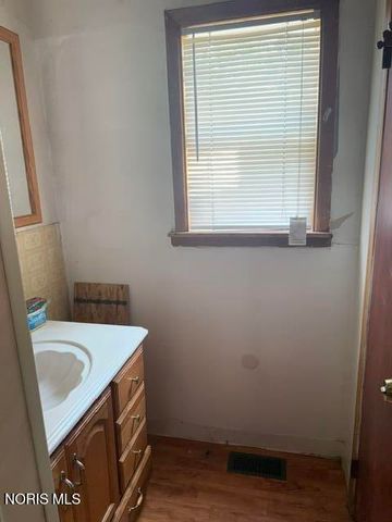 819 Nebraska Avenue, Toledo, OH 43607