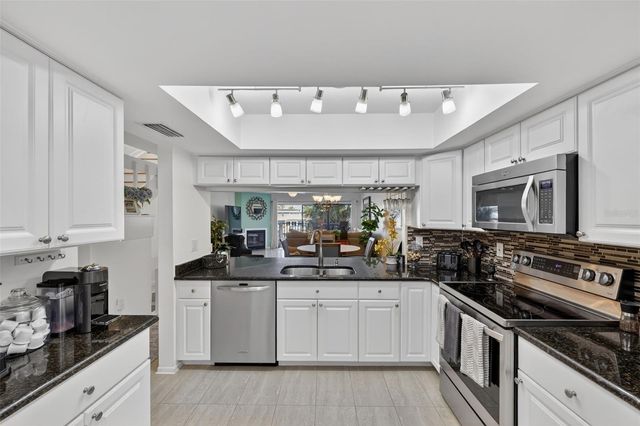 214 SKIFF POINT 214, Clearwater, FL 33767