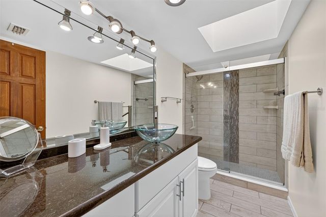 214 SKIFF POINT 214, Clearwater, FL 33767