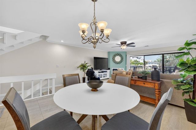 214 SKIFF POINT 214, Clearwater, FL 33767