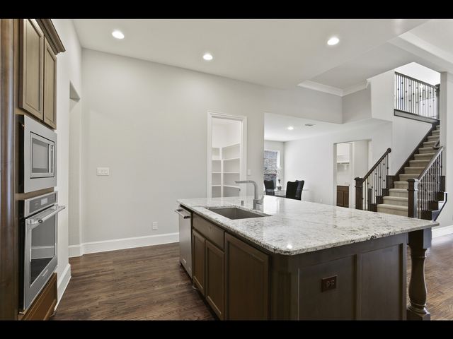 821 Orleans Drive, Southlake, TX 76092