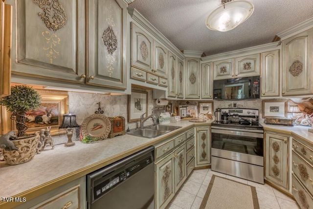 331 Hickory Bluff 331, Johnson City, TN 37601