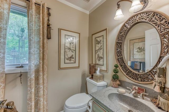 331 Hickory Bluff 331, Johnson City, TN 37601