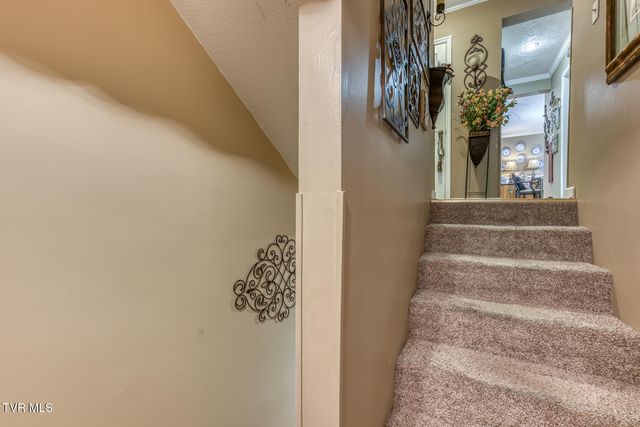 331 Hickory Bluff 331, Johnson City, TN 37601