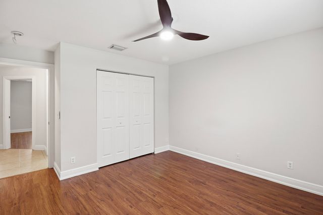 5802 SE Wesley Avenue, Stuart, FL 34997