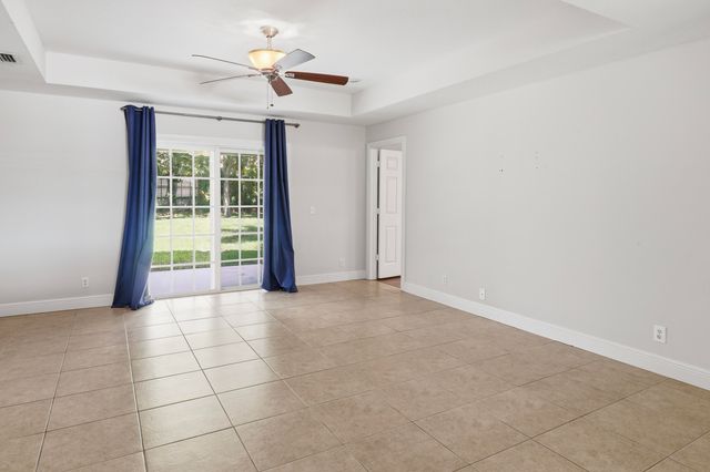 5802 SE Wesley Avenue, Stuart, FL 34997