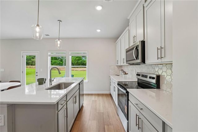 12 RISE Road, Adairsville, GA 30103