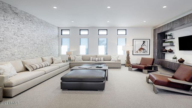 39005 N MADDOX Road, Queen Creek, AZ 85140